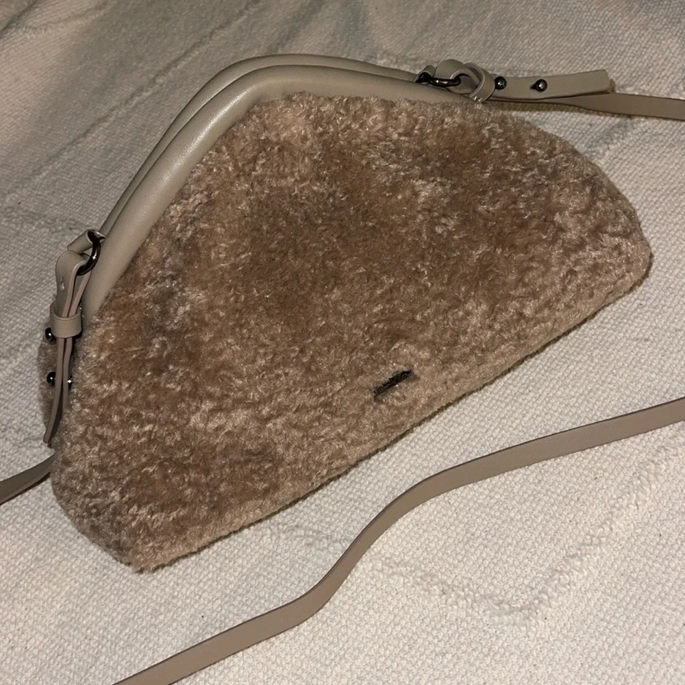 Vince Camuto Issey Faux Sherpa- Genuine leather trim Crossbody Bag-Taupe - Picture 1 of 13